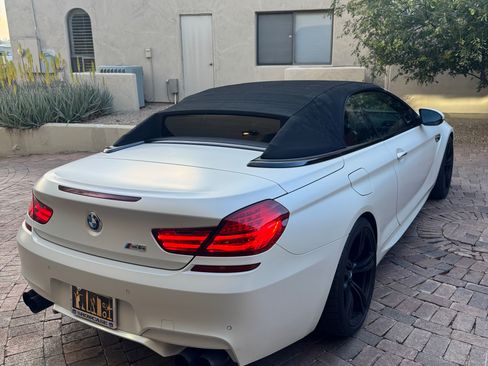 Used 2016 BMW M6 Convertible image 25