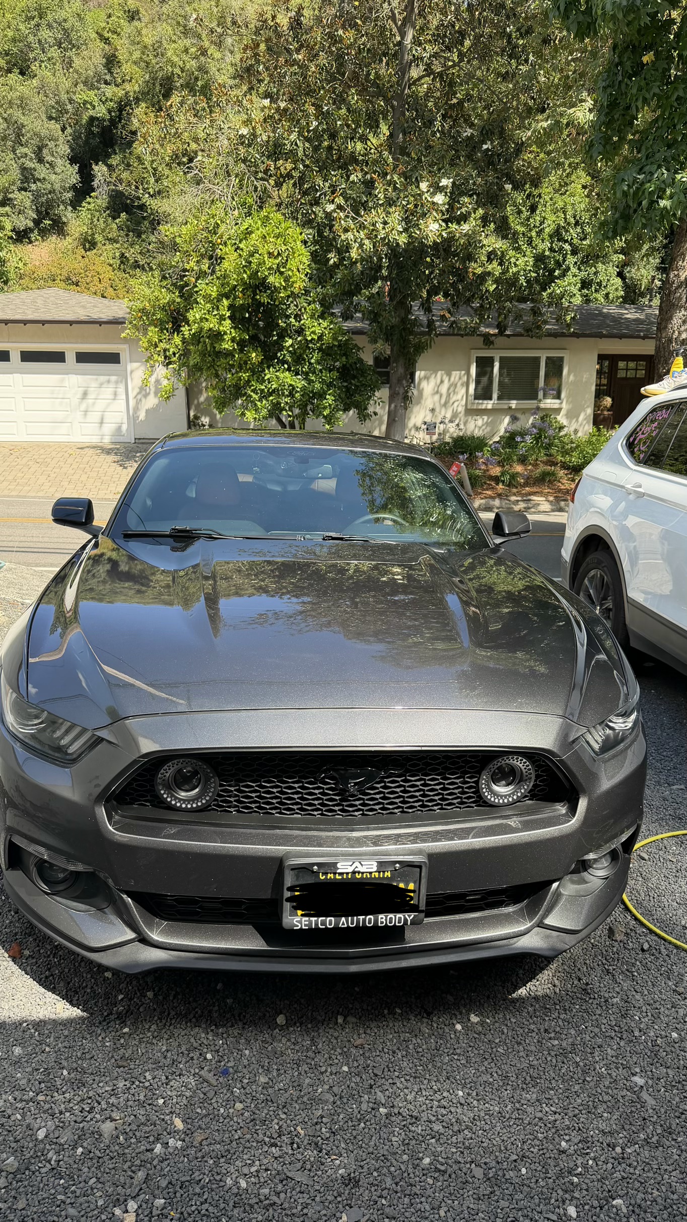 Used 2015 Ford Mustang Coupe RWD image 1