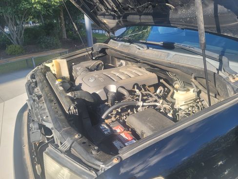 Used 2010 Toyota Tundra 2WD CrewMax w/ TRD Off-Road Pkg image 6