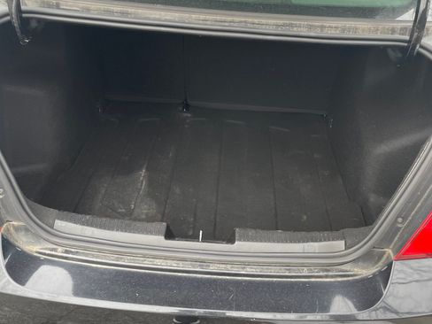 Used 2014 Chevrolet Sonic LT image 6