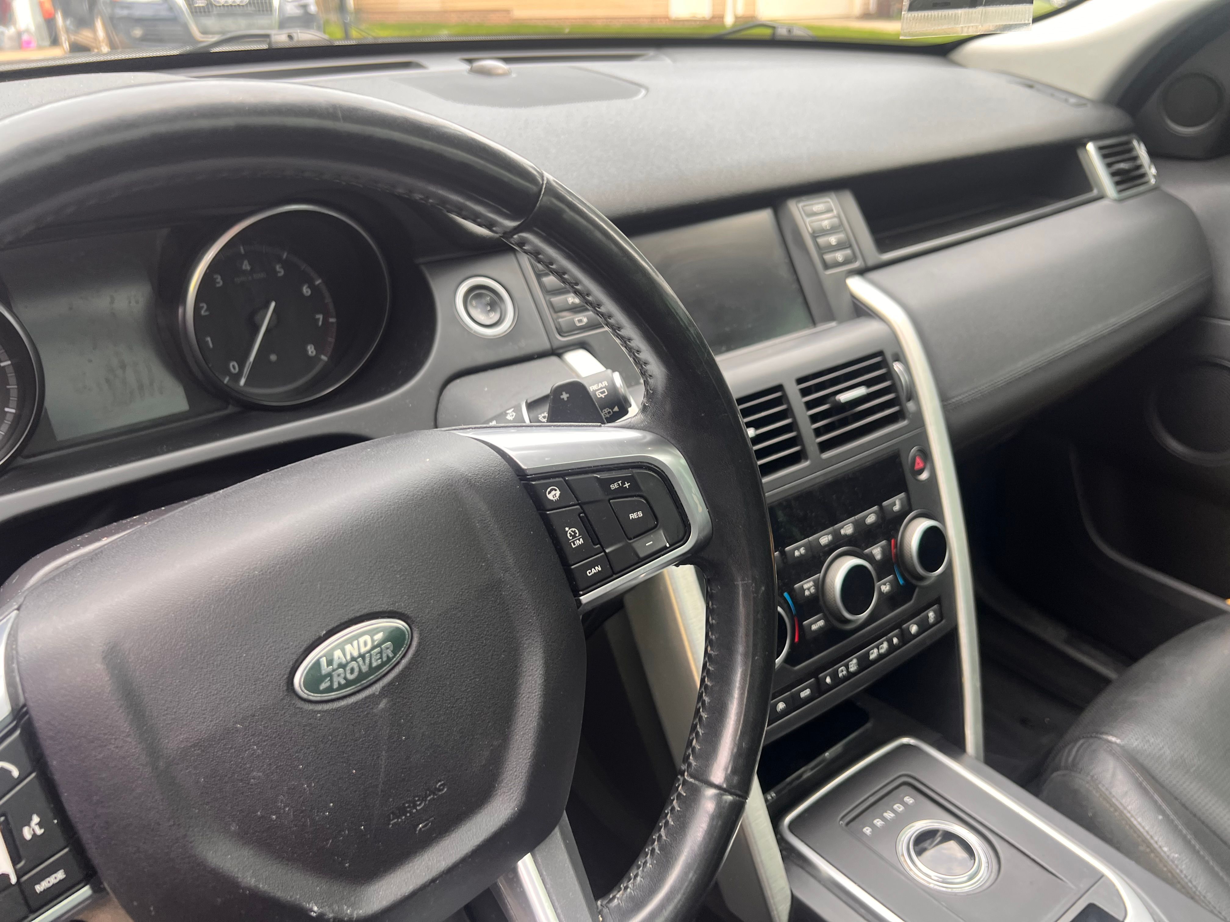 Used 2017 Land Rover Discovery Sport HSE AWD/4WD image 8