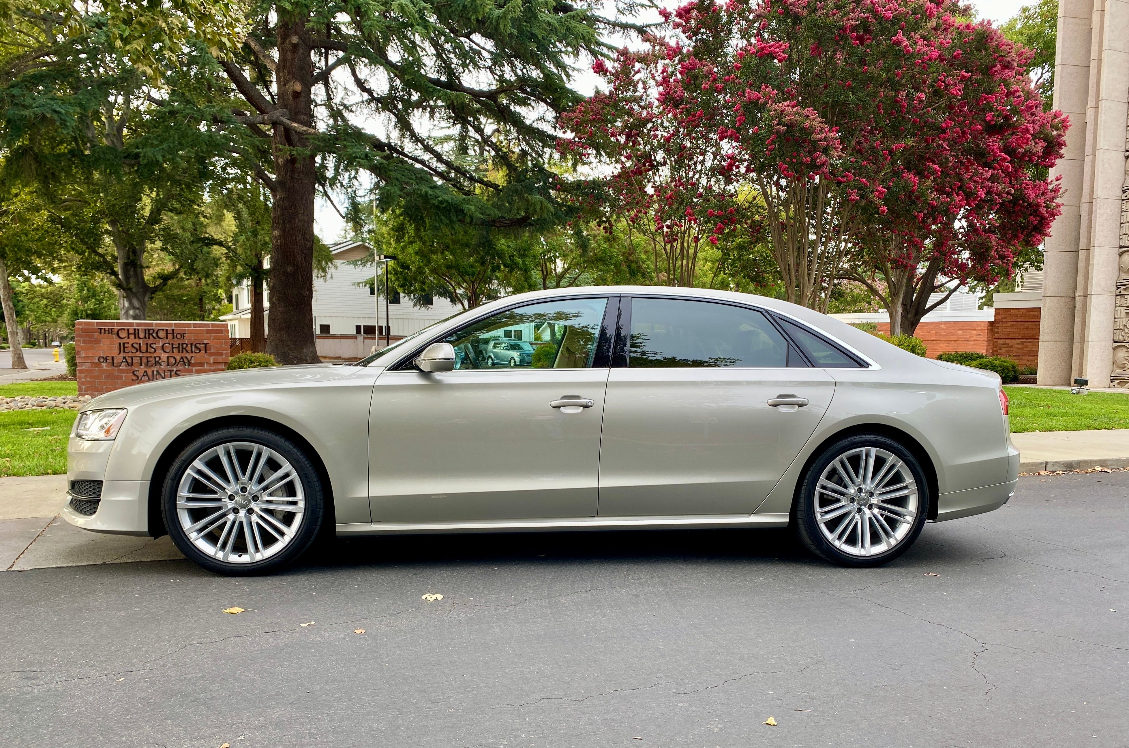 Used 2017 Audi A8 L 3.0T w/ Executive Package AWD/4WD image 2