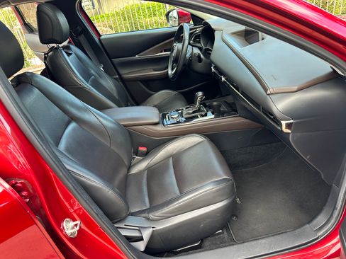 Used 2021 MAZDA CX-30 FWD 2.5 S w/ Premium Package image 19