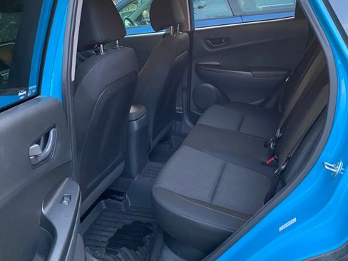 Used 2022 Hyundai Kona SEL w/ Cargo Package image 9