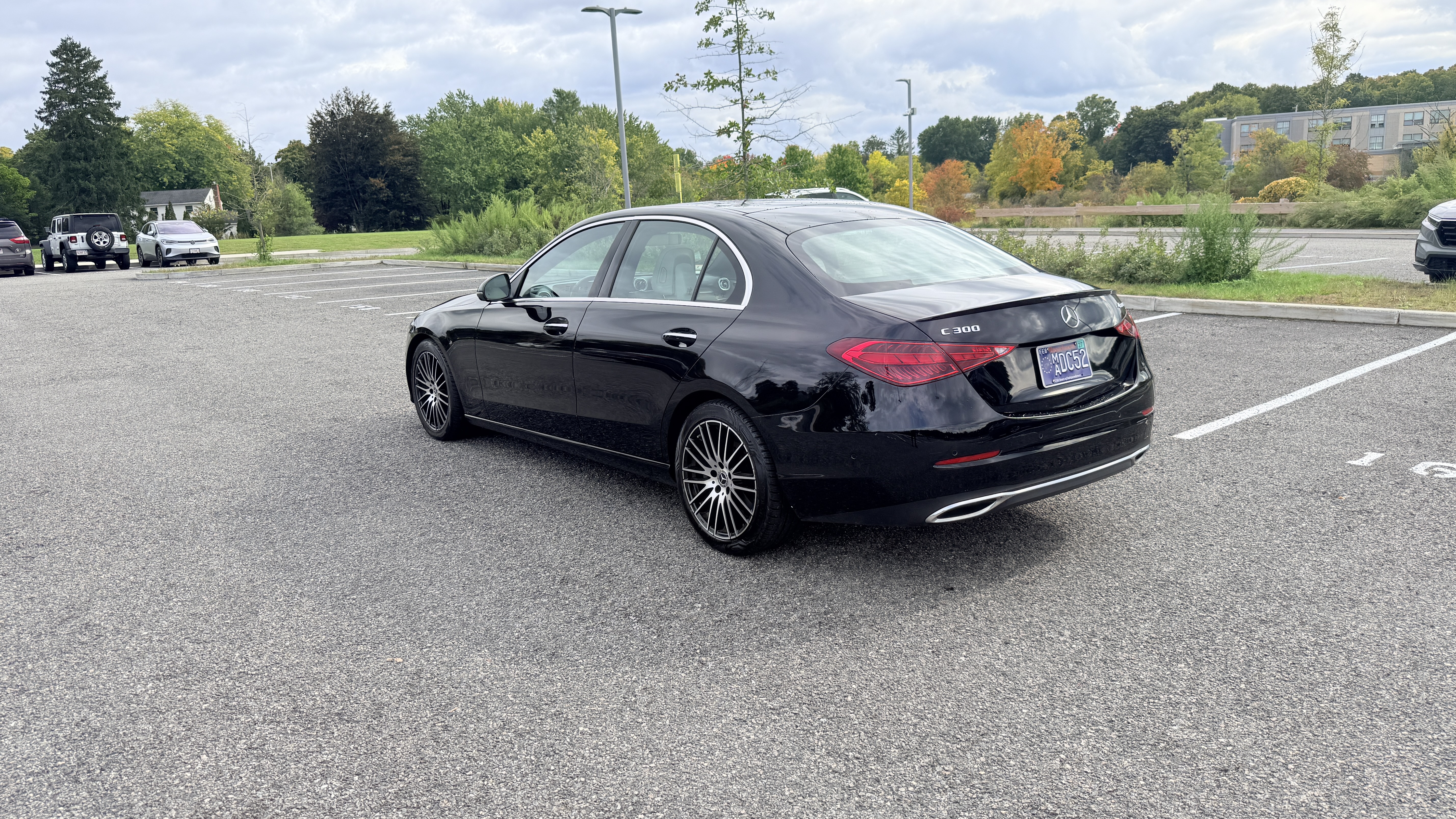 Used 2023 Mercedes-Benz C 300 4MATIC Sedan image 5