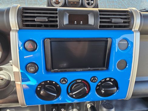 Used 2008 Toyota FJ Cruiser 4WD image 15