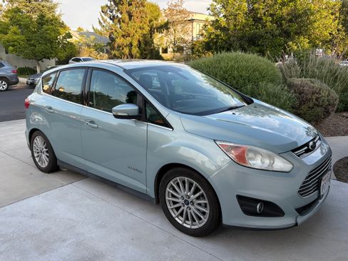 Used 2014 Ford C-MAX SEL image 8