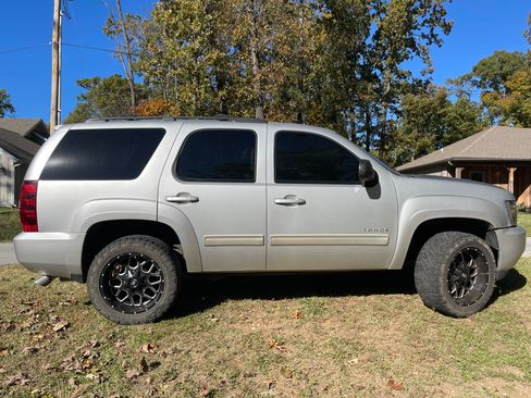Used 2011 Chevrolet Tahoe LT w/ Luxury Package image 1