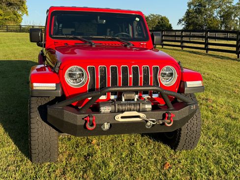 Used 2018 Jeep Wrangler Unlimited Sahara image 23