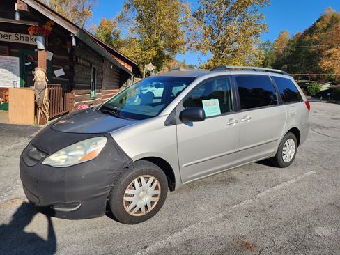 Used 2006 Toyota Sienna LE image 5