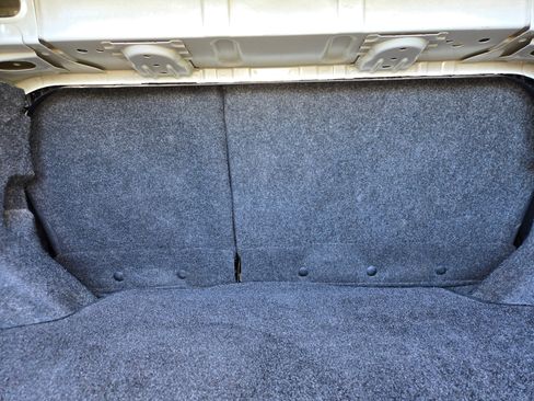 Used 2017 Toyota Corolla SE w/ Carpet Mat Package (TMS) image 16