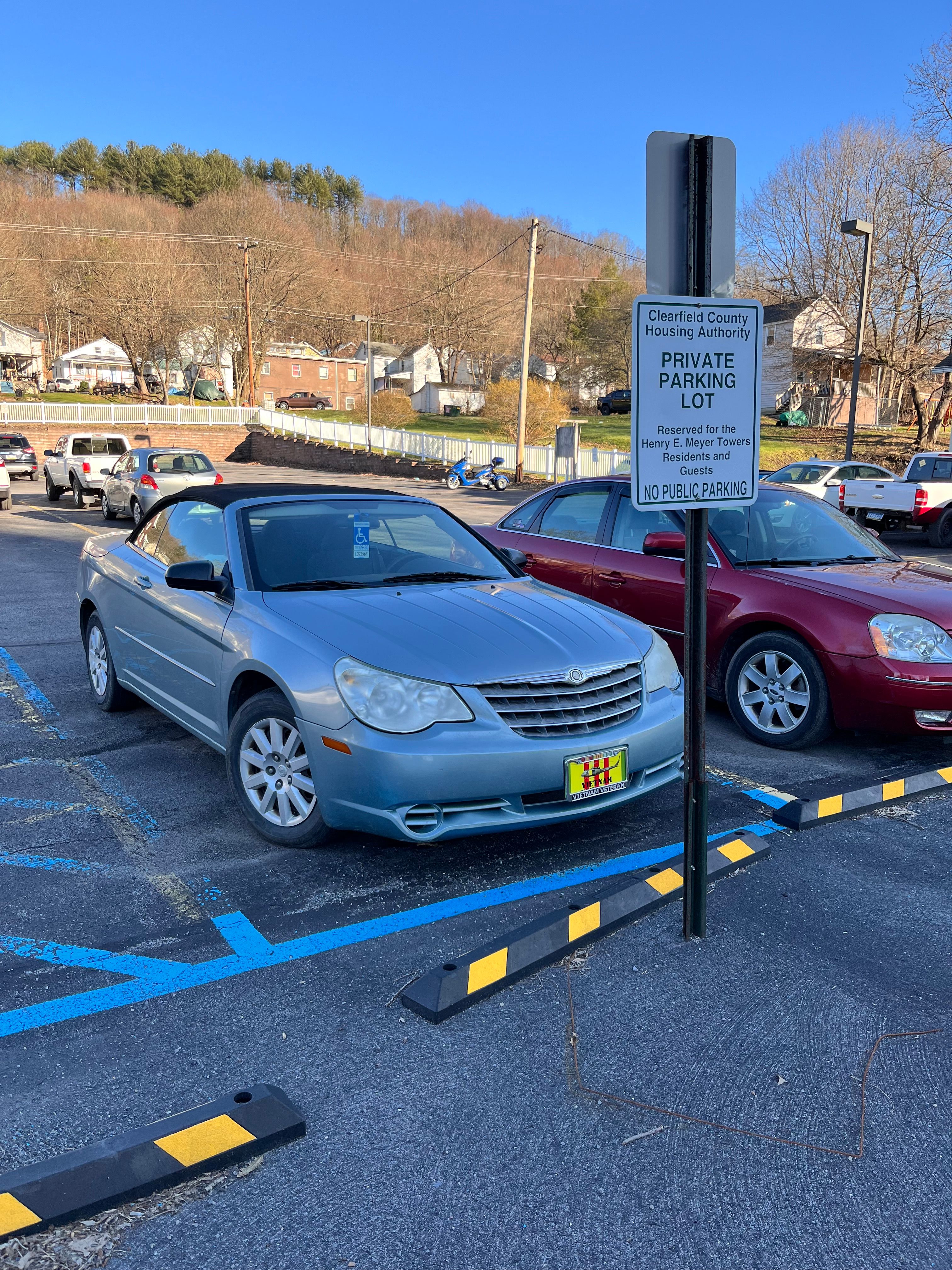 Used 2009 Chrysler Sebring LX w/ Convenience Group FWD image 10