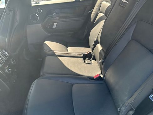 Used 2018 Land Rover Range Rover HSE AWD/4WD image 7