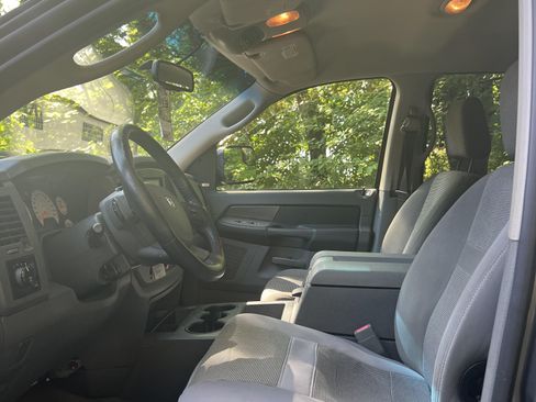 Used 2006 Dodge Ram 2500 Truck SLT image 12