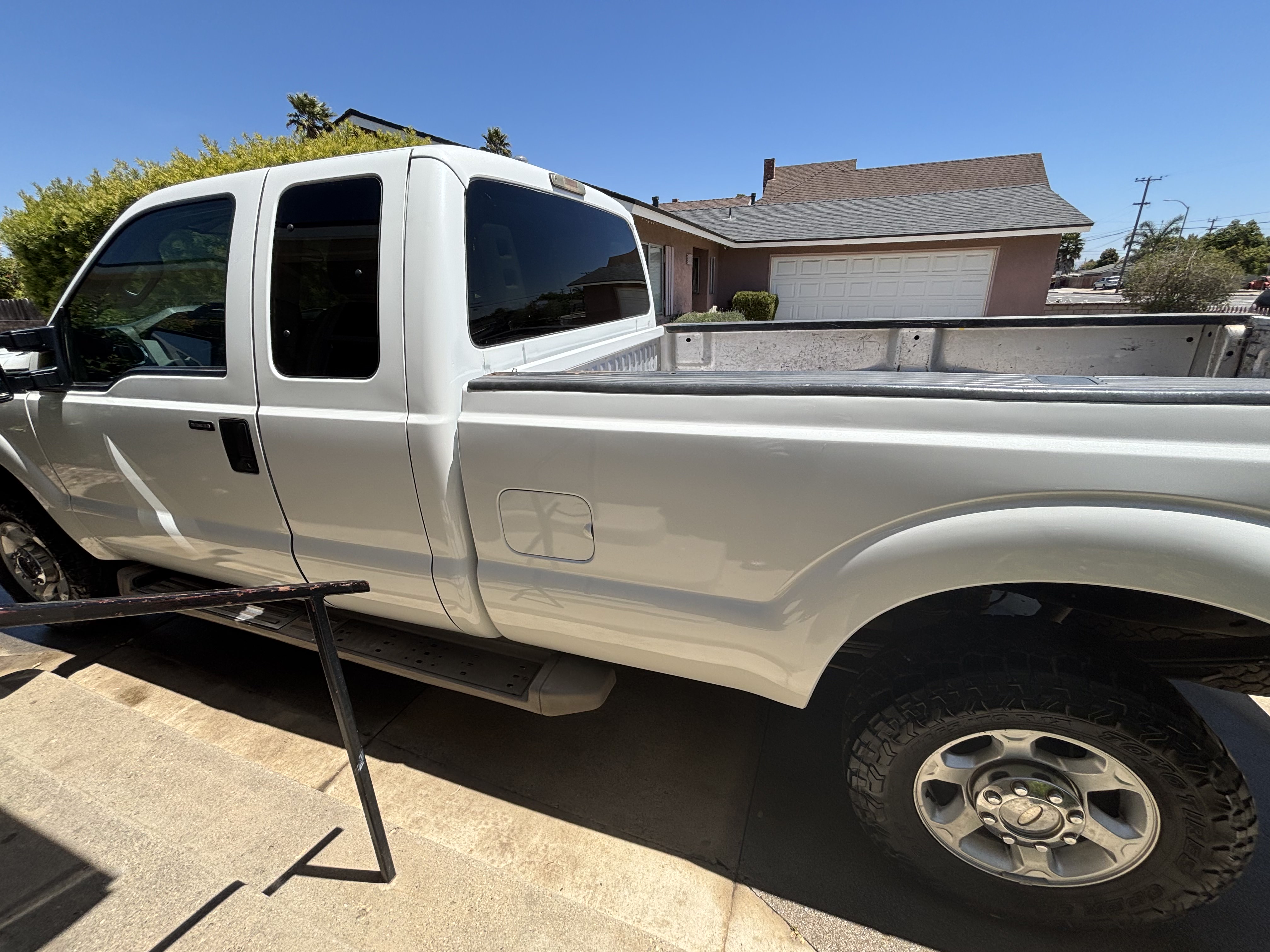Used 2013 Ford F250 XLT w/ XLT Value Pkg AWD/4WD image 4