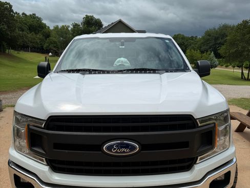 Used 2019 Ford F150 XL w/ Equipment Group 101A Mid AWD/4WD image 2