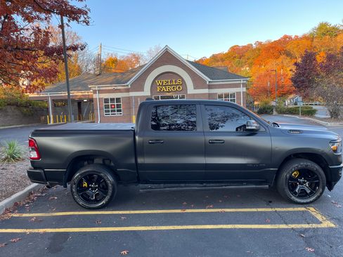 Used 2021 RAM 1500 Big Horn image 4