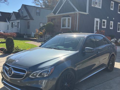 Used 2016 Mercedes-Benz E 63 AMG S-Model image 1