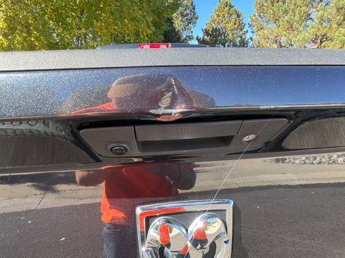 Used 2015 RAM 1500 Laramie w/ Convenience Group image 15