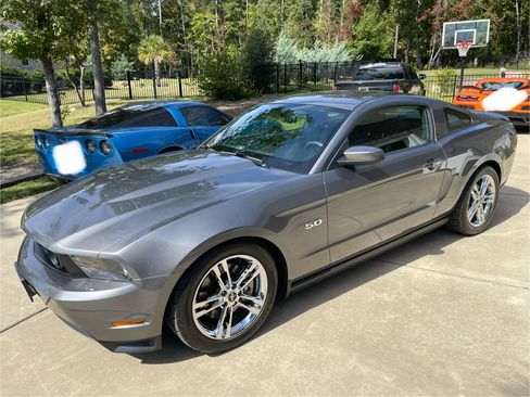 Used 2011 Ford Mustang GT Premium w/ Comfort Pkg image 15