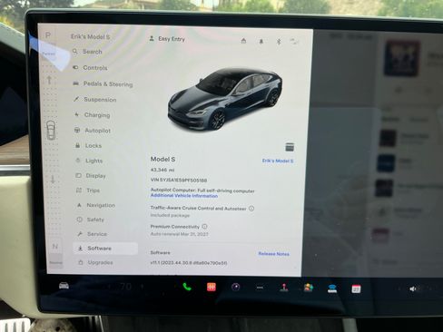 Used 2023 Tesla Model S Standard Range AWD/4WD image 15