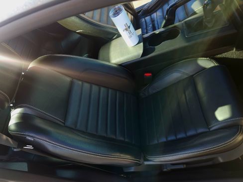 Used 2009 Ford Mustang GT Premium image 6