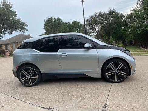 Used 2014 BMW i3 RWD image 9