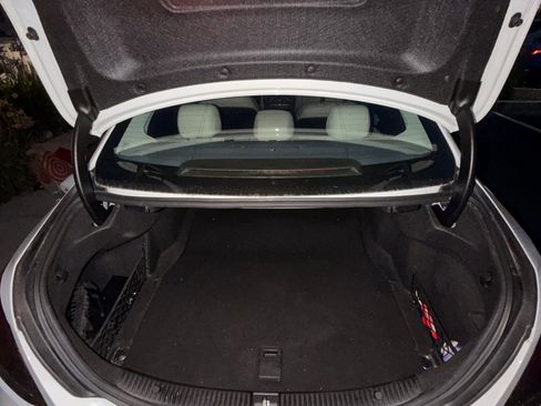 Used 2019 Mercedes-Benz C 300 Sedan image 6