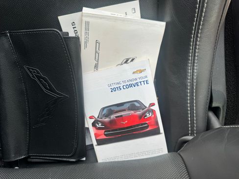 Used 2015 Chevrolet Corvette Stingray Coupe RWD image 10