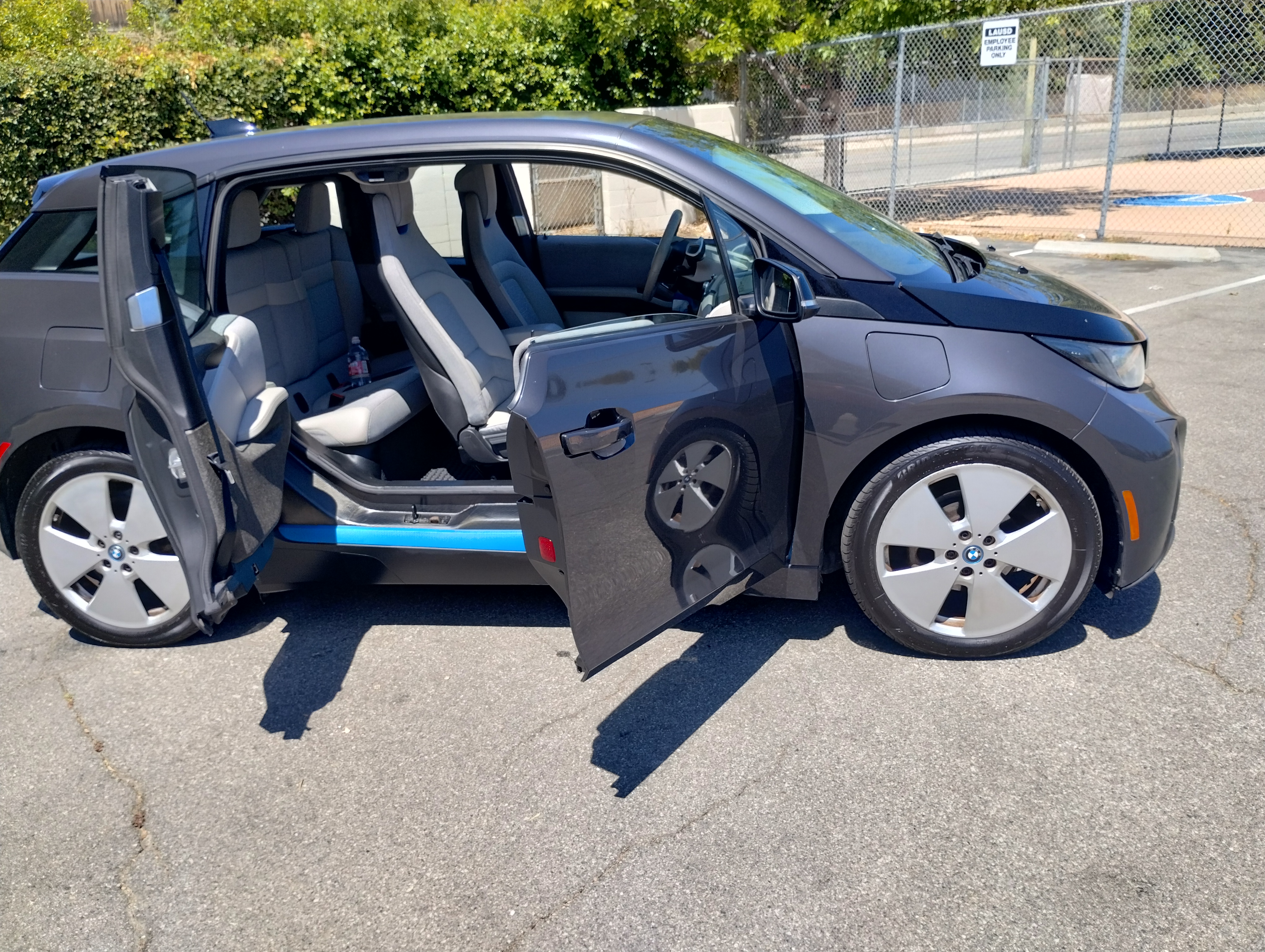 Used 2015 BMW i3 w/ Range Extender RWD image 8