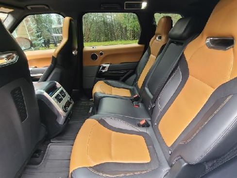 Used 2018 Land Rover Range Rover Sport SVR image 9