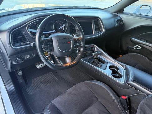 Used 2020 Dodge Challenger R/T Scat Pack image 11
