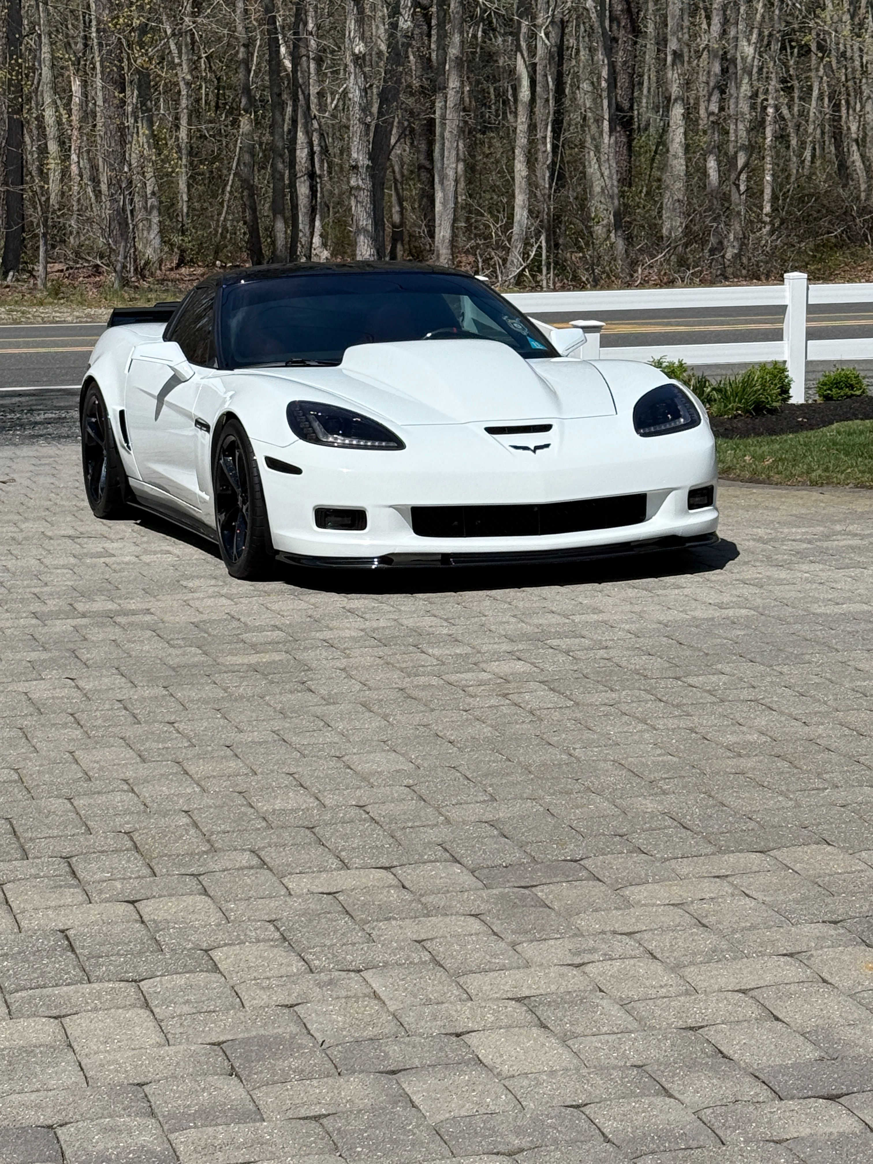 Used 2013 Chevrolet Corvette Grand Sport w/ 2LT Preferred Equipment Group RWD image 4