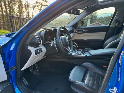 Used 2018 Alfa Romeo Giulia Ti Sport w/ Quick Order Package 22U Sport image 14