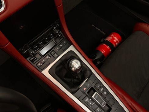 Used 2022 Porsche 718 Boxster Spyder image 5
