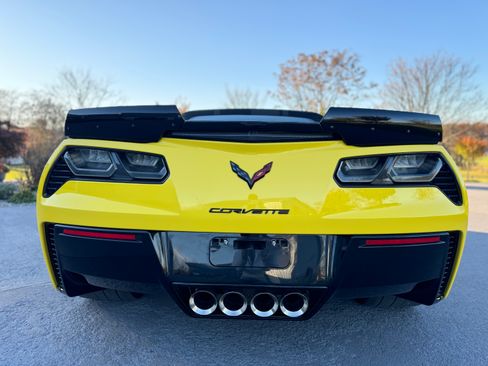 Used 2016 Chevrolet Corvette Z06 w/ C7.r Special Edition image 5