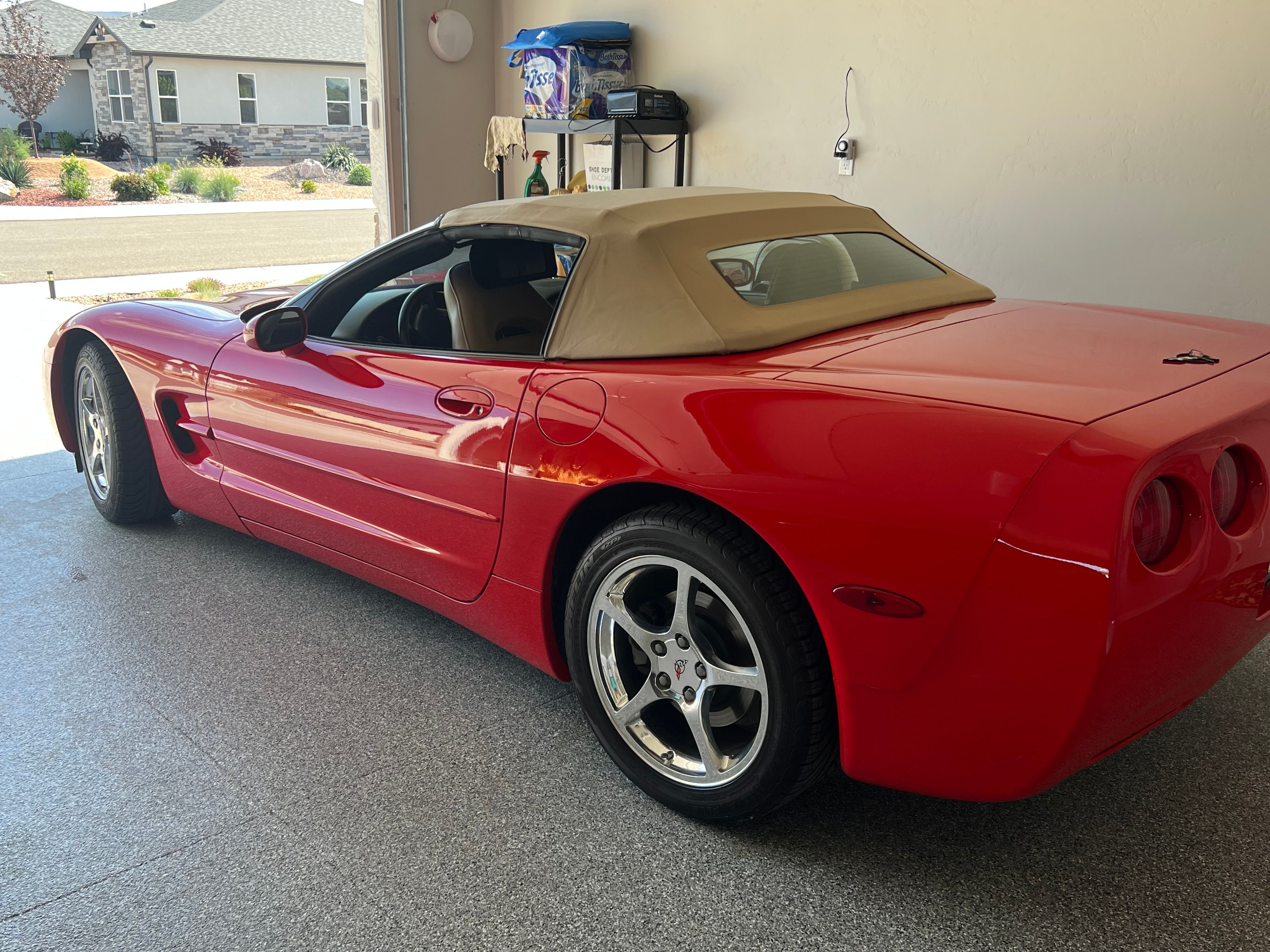 Used 2001 Chevrolet Corvette Convertible w/ Preferred Equipment Group2 RWD image 5