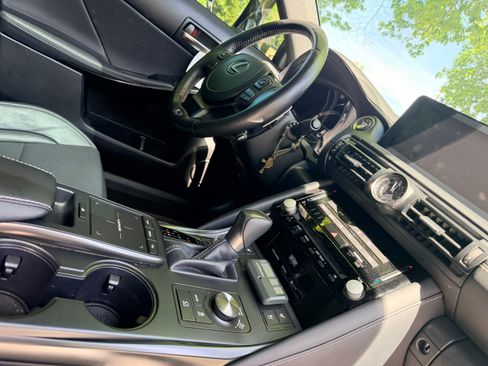 Used 2023 Lexus IS 500 RWD image 11