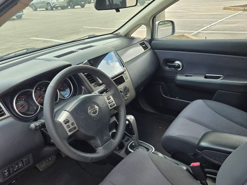 Used 2007 Nissan Versa SL w/ Convenience Pkg image 11