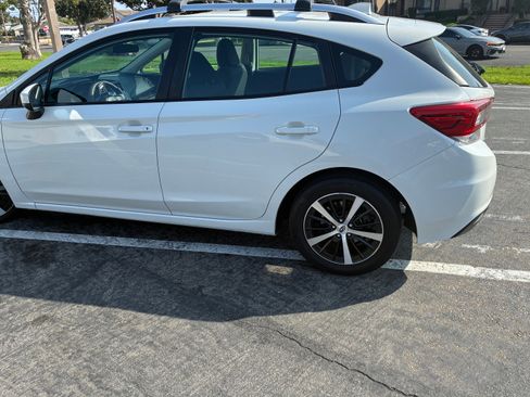 Used 2023 Subaru Impreza 2.0i Premium image 12