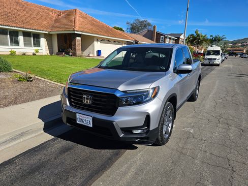 Used 2021 Honda Ridgeline RTL-E image 2