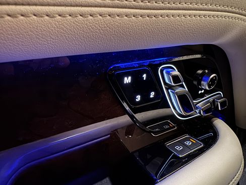 Used 2021 Land Rover Range Rover Westminster Edition AWD/4WD image 15