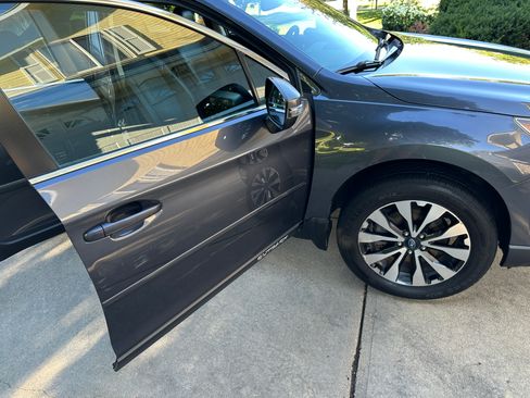 Used 2016 Subaru Outback 2.5i Limited w/ Popular Package #4 AWD/4WD image 32