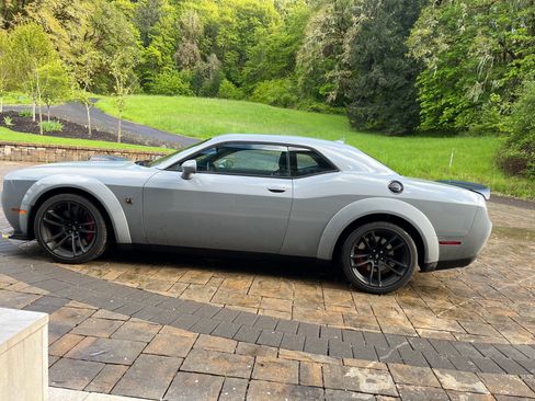 Used 2022 Dodge Challenger R/T Scat Pack image 8