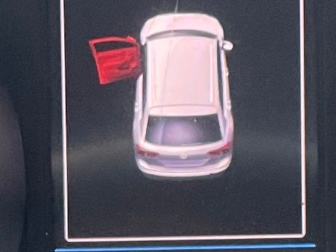 Used 2020 Volkswagen Tiguan SE w/ Panoramic Sunroof Package image 7