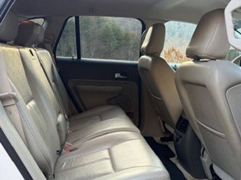 Used 2010 Ford Edge Limited image 16