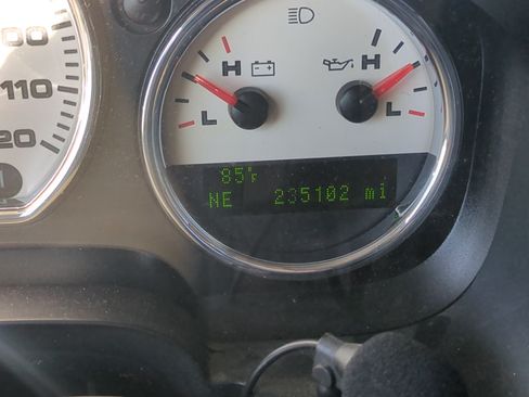 Used 2006 Ford F150 Lariat image 5