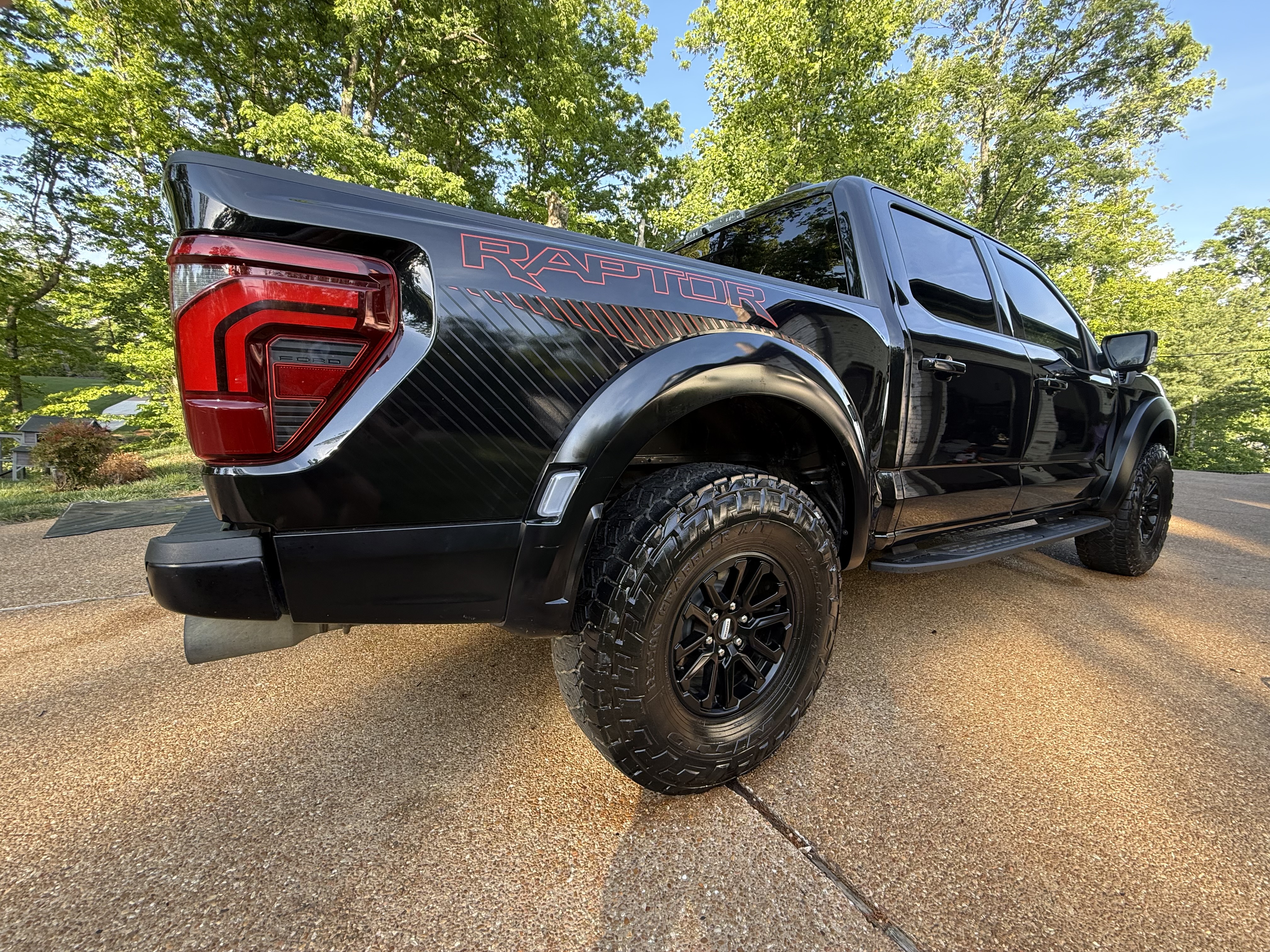 Used 2024 Ford F150 Raptor AWD/4WD image 6