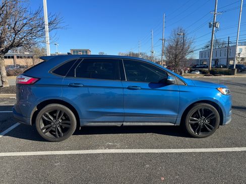 Used 2020 Ford Edge ST w/ Equipment Group 401A image 9