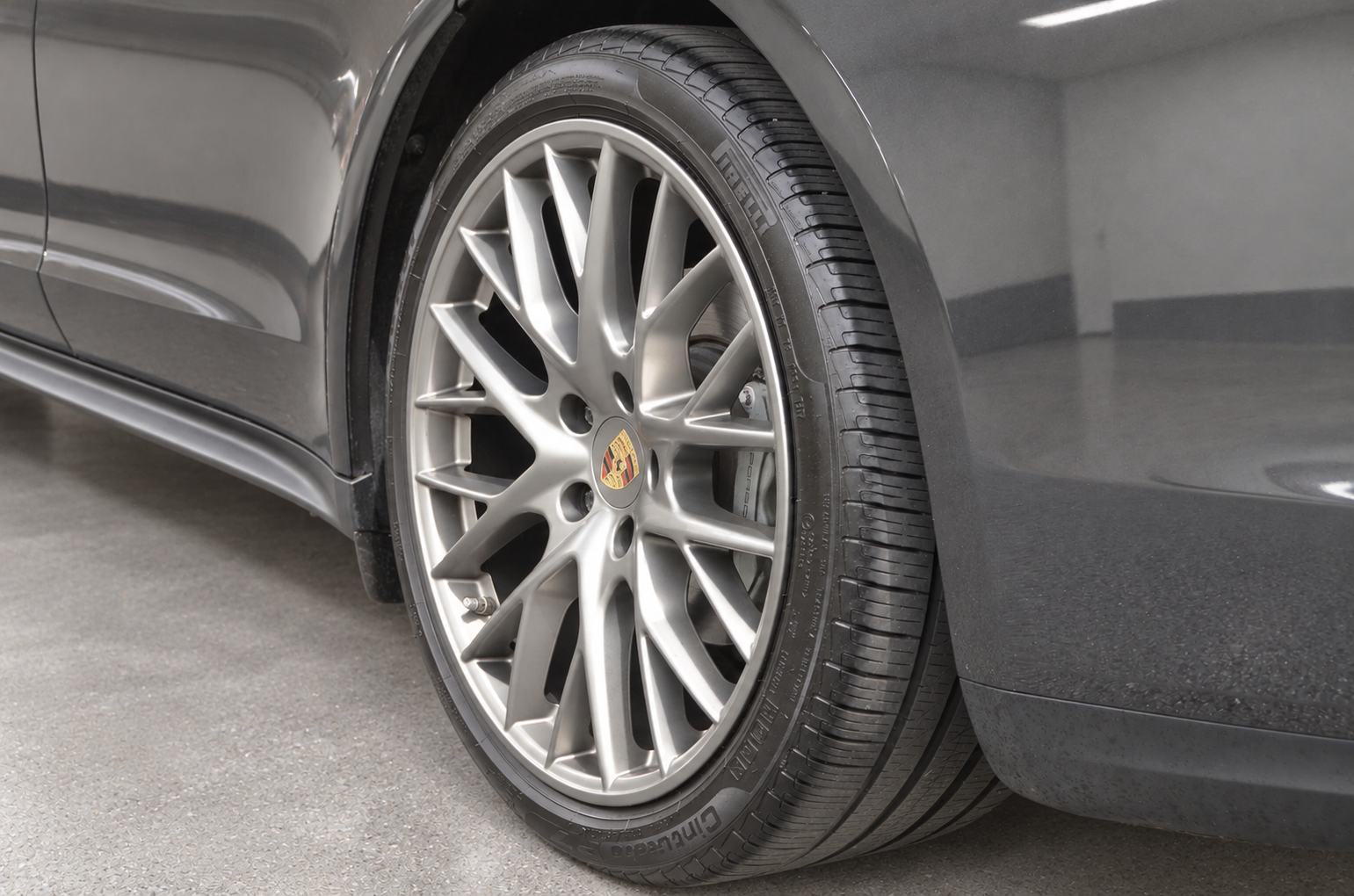 Used 2017 Porsche Panamera 4S AWD/4WD image 17